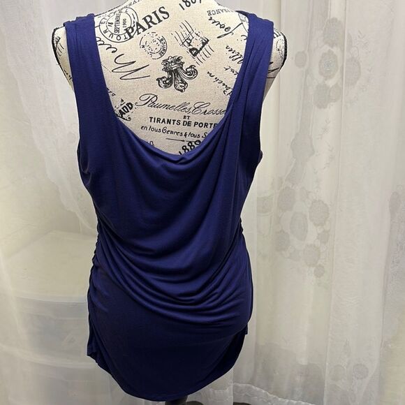 Women's Navy Blue Sleeveless Top - Picture 3 of 4